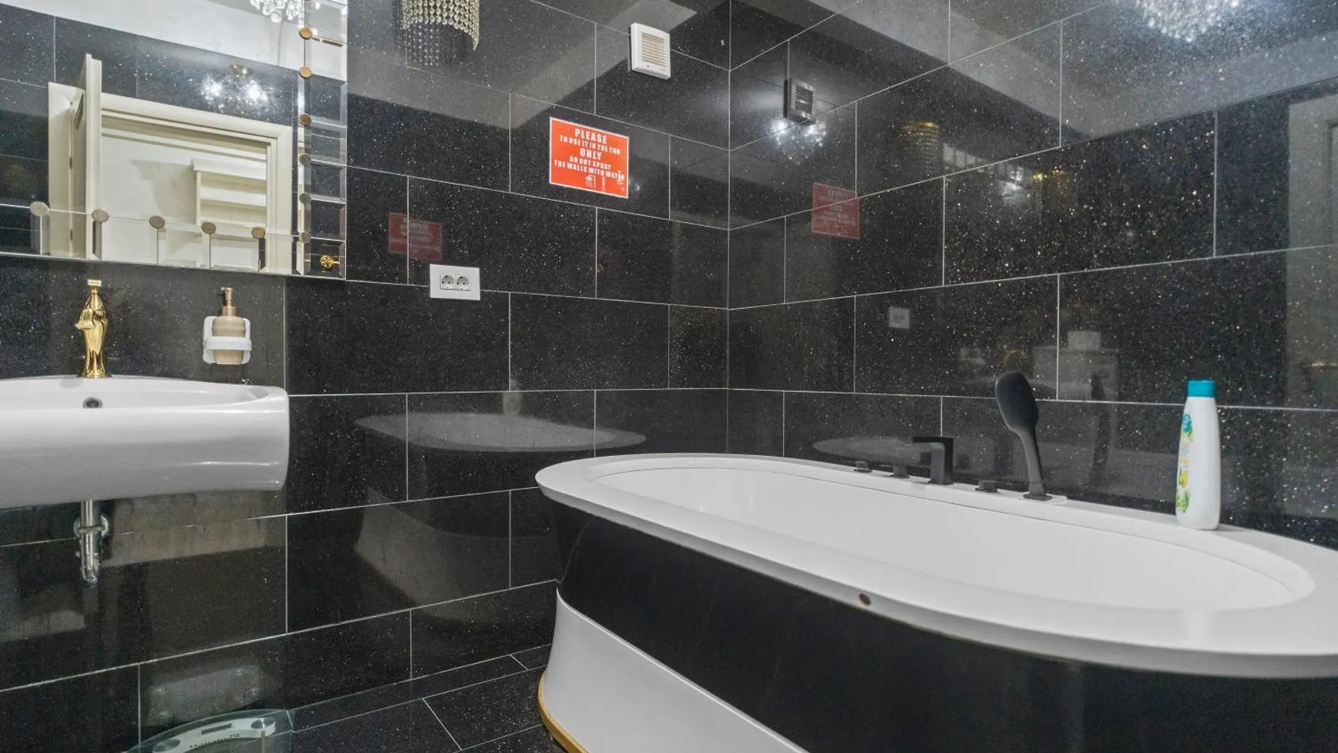 Classic Luxury At Bucharest Mall